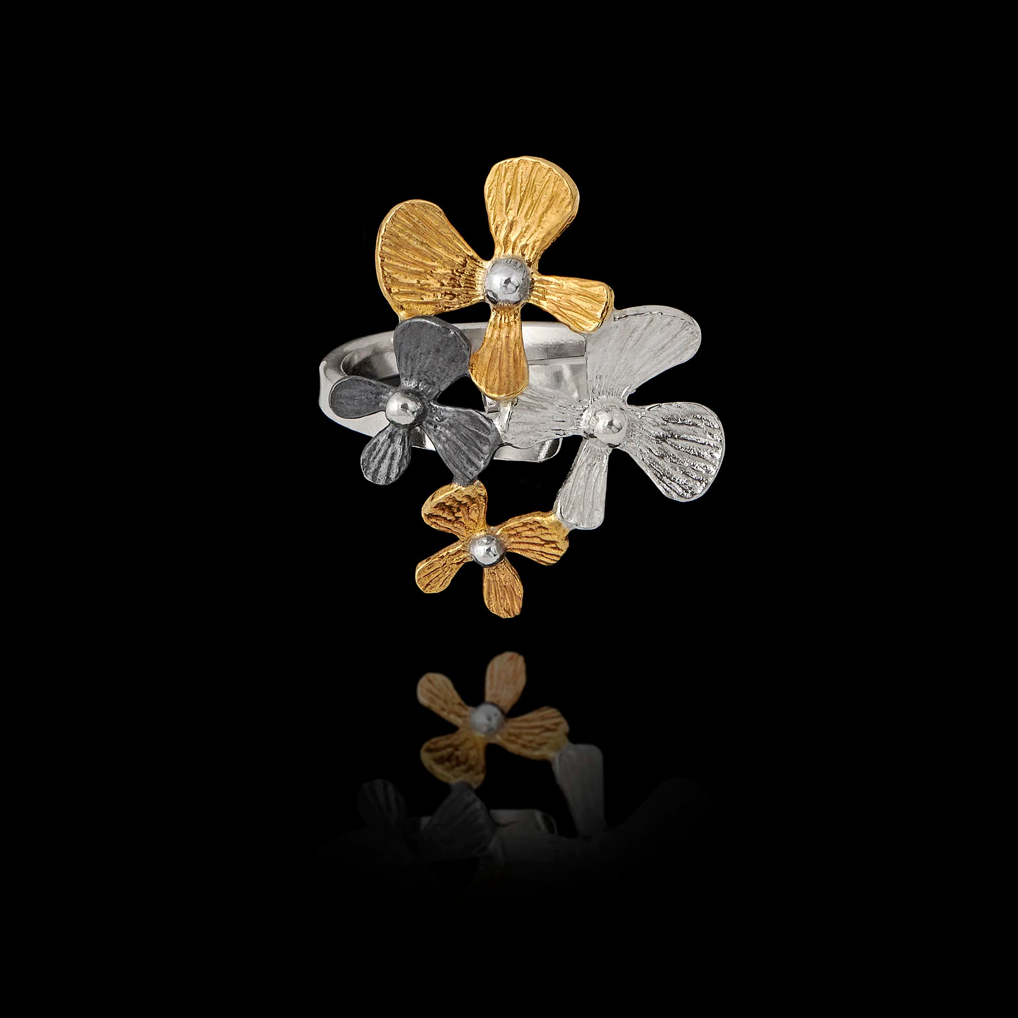 Four-Flower Statement Ring - 925 Silver Secondary image