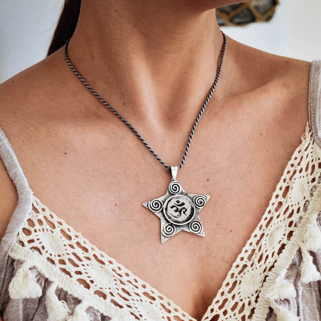 Om (Aum) Star Silver Pendant - Sacred Sound Yoga Necklace
